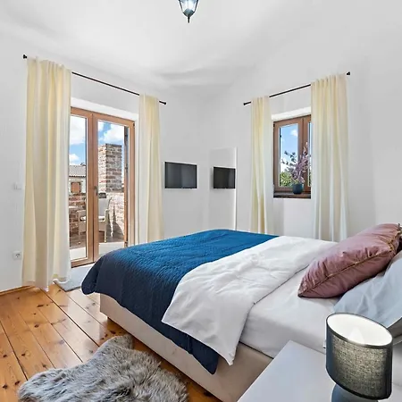 Argentis Villa Cabrunici